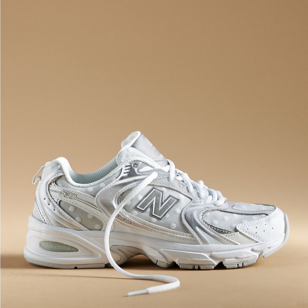 New Balance 530 polka dot sneakers